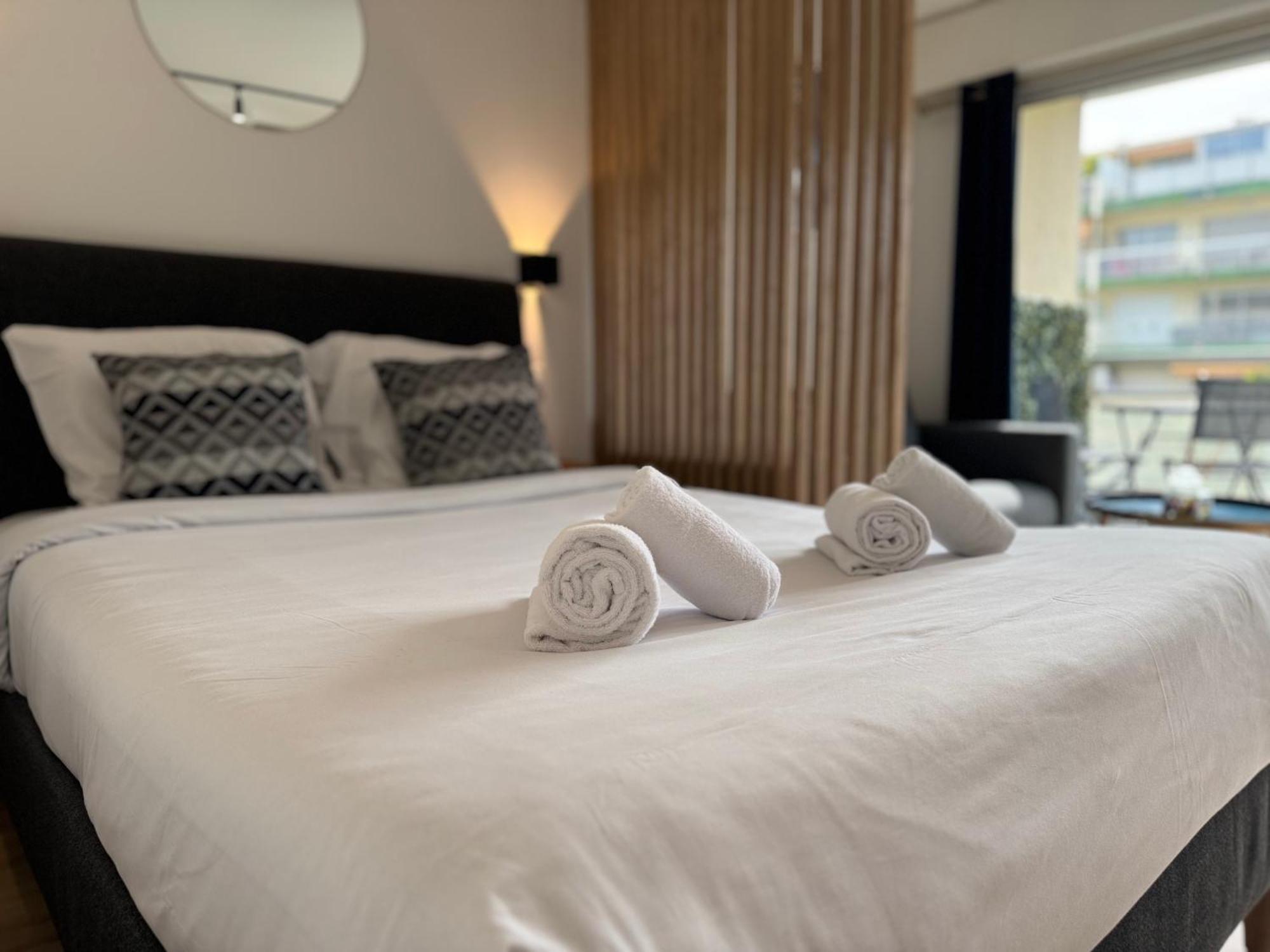 Cosy Appartement, Centre-Ville Cannes, Terrasse, Clim Bagian luar foto
