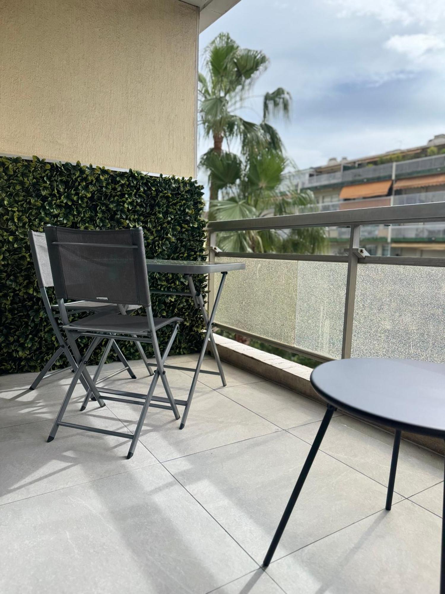 Cosy Appartement, Centre-Ville Cannes, Terrasse, Clim Bagian luar foto