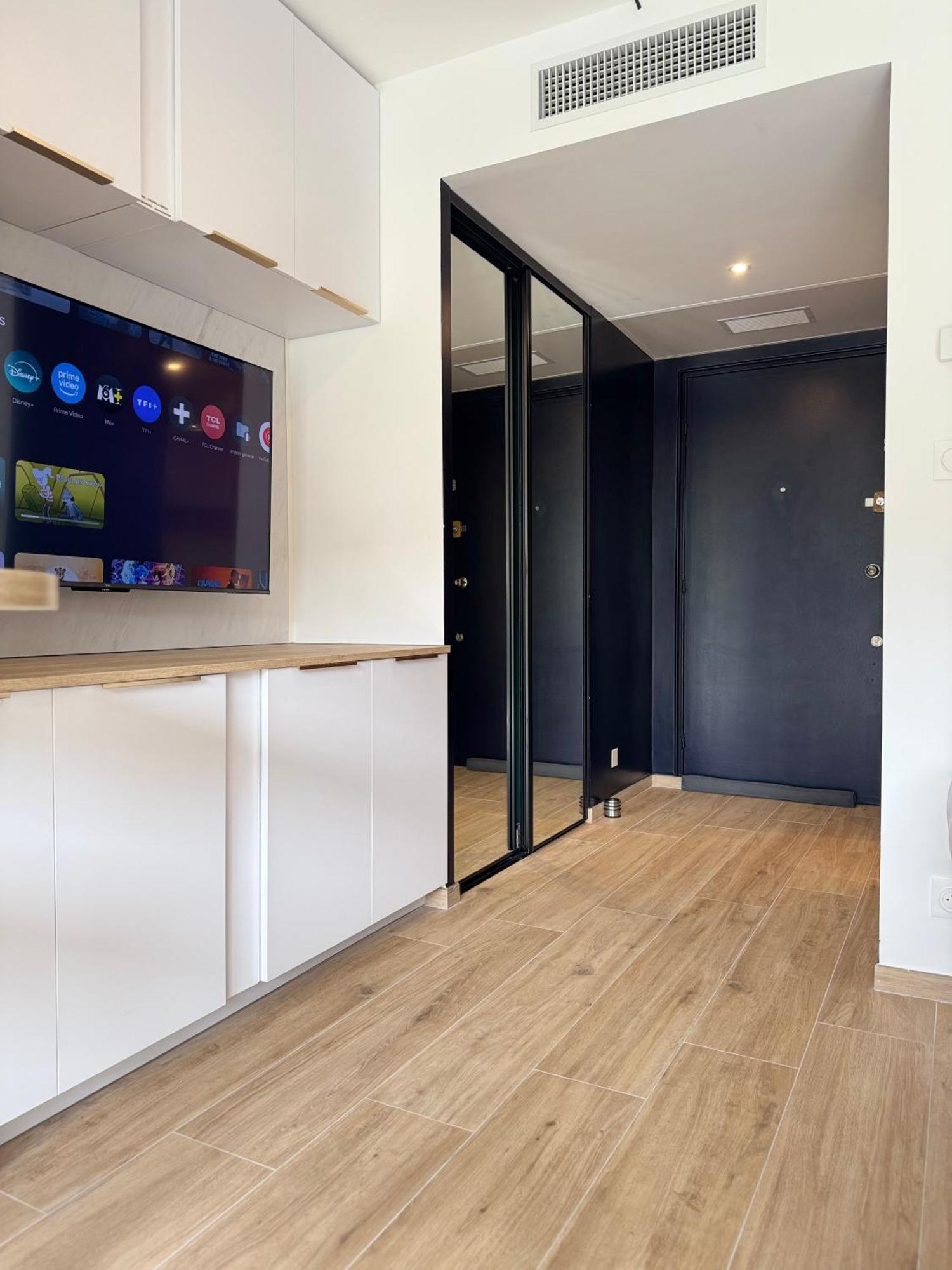 Cosy Appartement, Centre-Ville Cannes, Terrasse, Clim Bagian luar foto